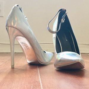 BRAND NEW, NEVER WORN holographic silver shoes,
